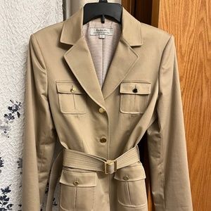 Tahari Women’s Suit